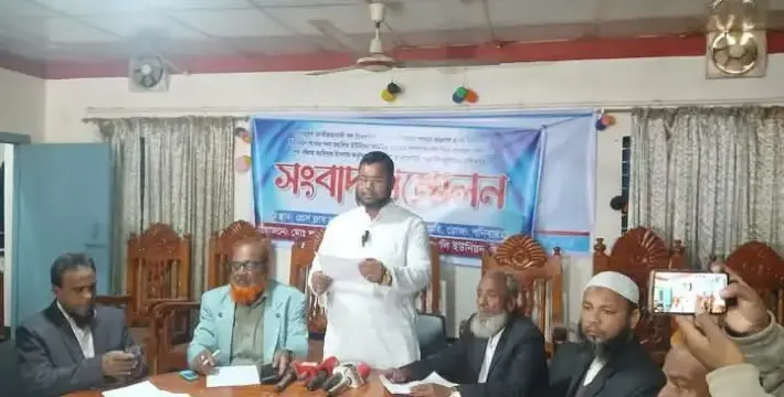 [পীরগঞ্জের মদনখালী ইউনিয়ন বিএনপির নবনির্বাচিত সম্পাদকের সংবাদ সম্মেলন]